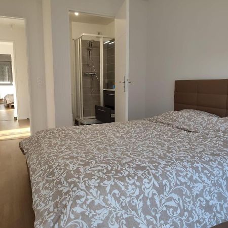 Chambre Privee Dans Un Nouvel Appartement Partage Pres De Paris Avec Parking Gratuit Chevilly-Larue Kültér fotó