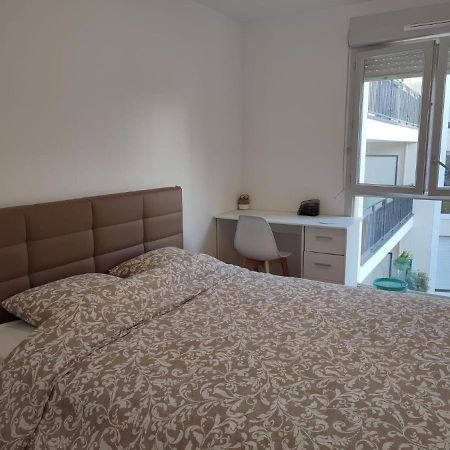 Chambre Privee Dans Un Nouvel Appartement Partage Pres De Paris Avec Parking Gratuit Chevilly-Larue Kültér fotó