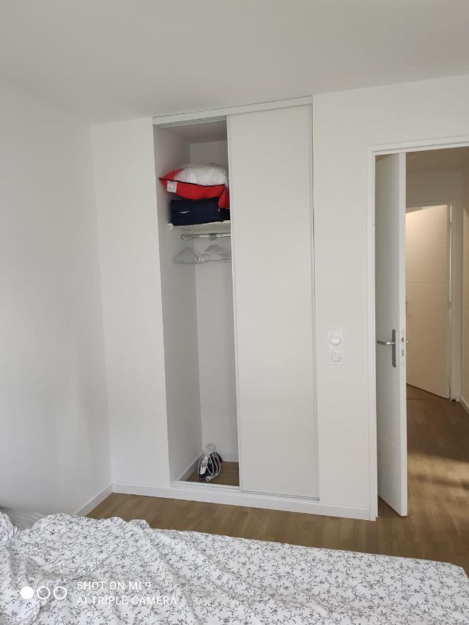 Chambre Privee Dans Un Nouvel Appartement Partage Pres De Paris Avec Parking Gratuit Chevilly-Larue Kültér fotó